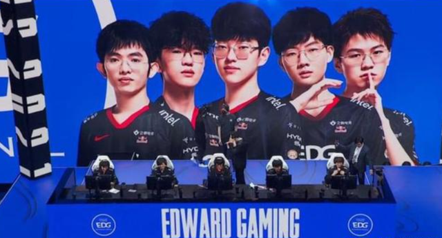 他是一名极 他是一名极