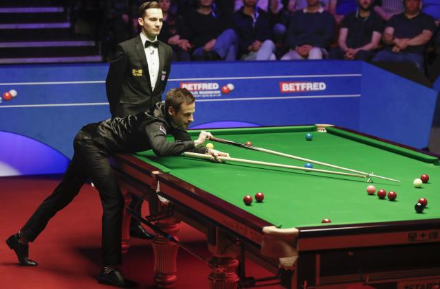 在比赛初期 在比赛初期