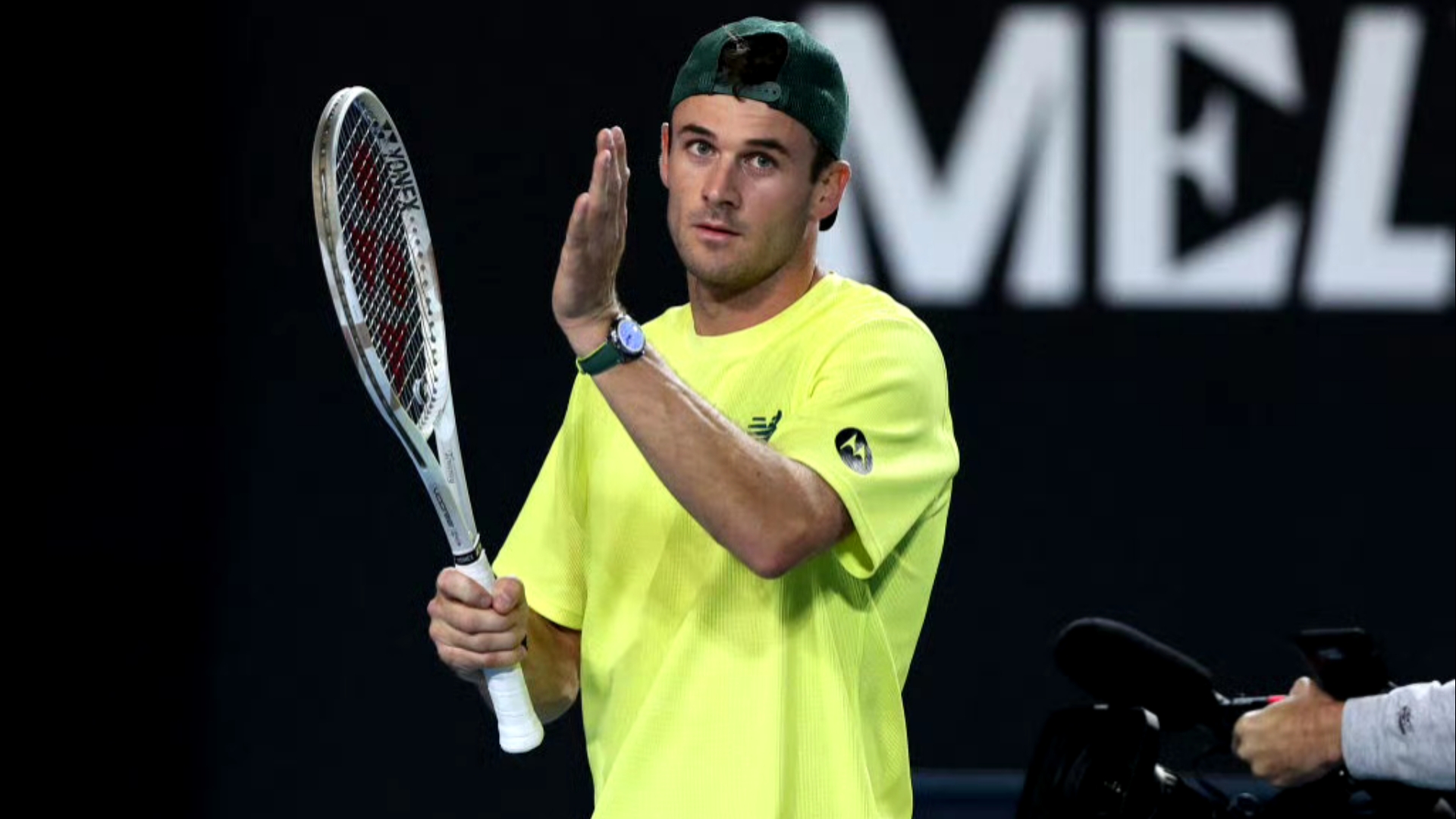 样保持着专 样保持着专