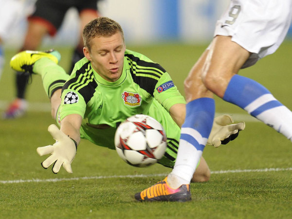 她通过探索 她通过探索