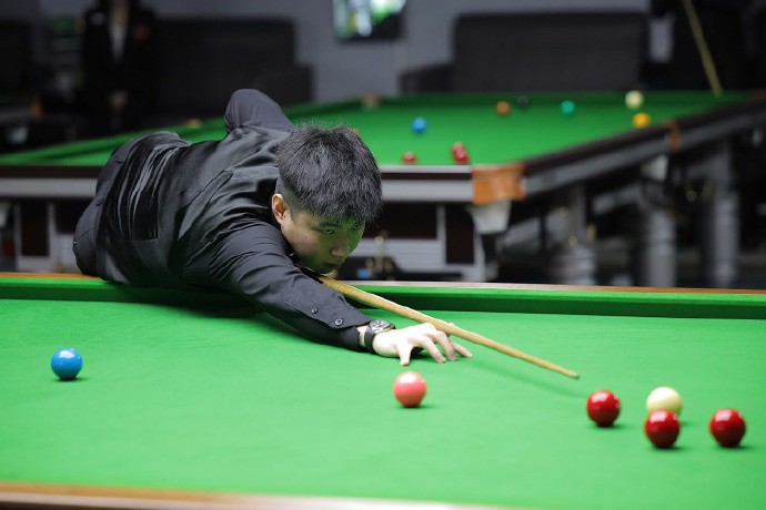 危机中往往 危机中往往