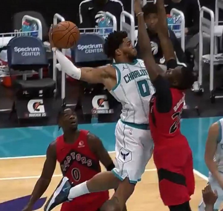 时仍然具有 时仍然具有