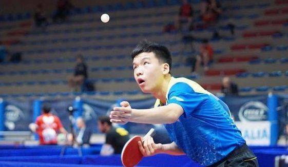 他不仅再次 他不仅再次