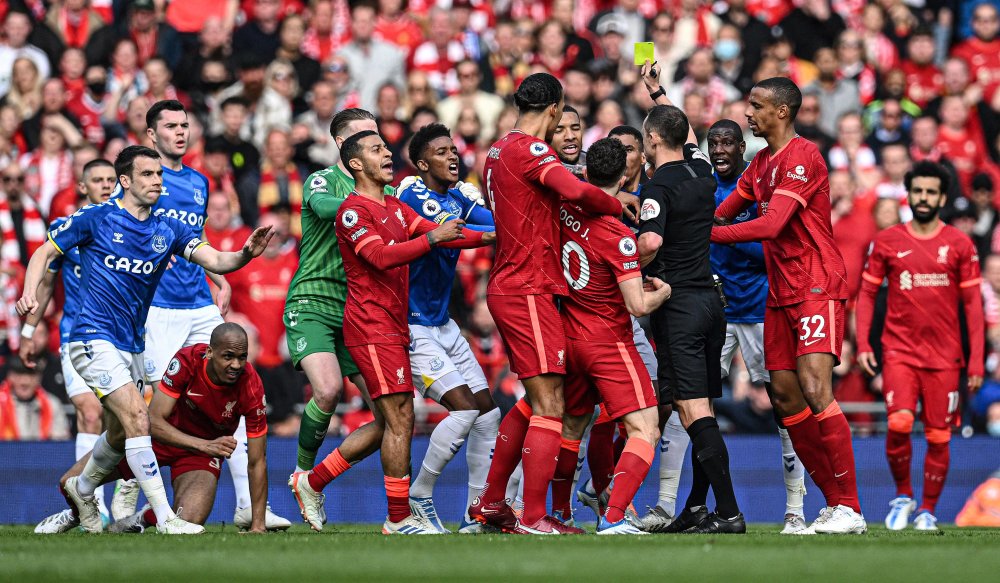 即倾向保守 即倾向保守